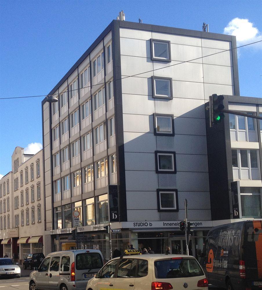 Business Hostel Wiesbaden One Exterior foto